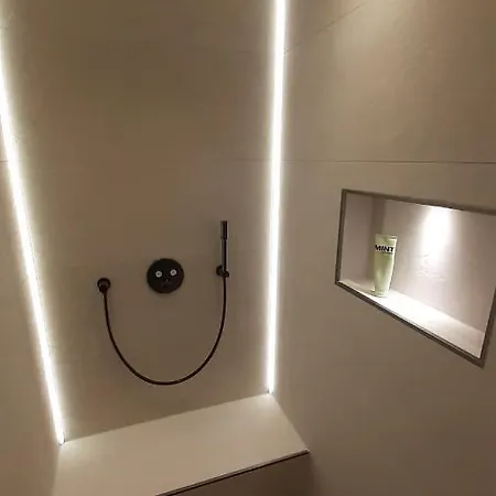 Gruene Farm Burg Kauper