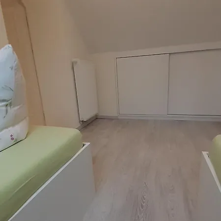 Gruene Farm * Burg Kauper